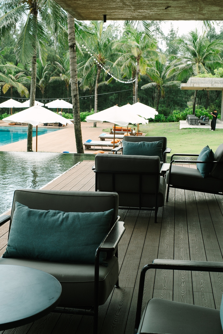 Beach club lifestyle Da Nang